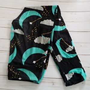 Dreamscape lularoe leggings